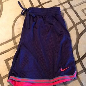NIKE women's basketball shorts